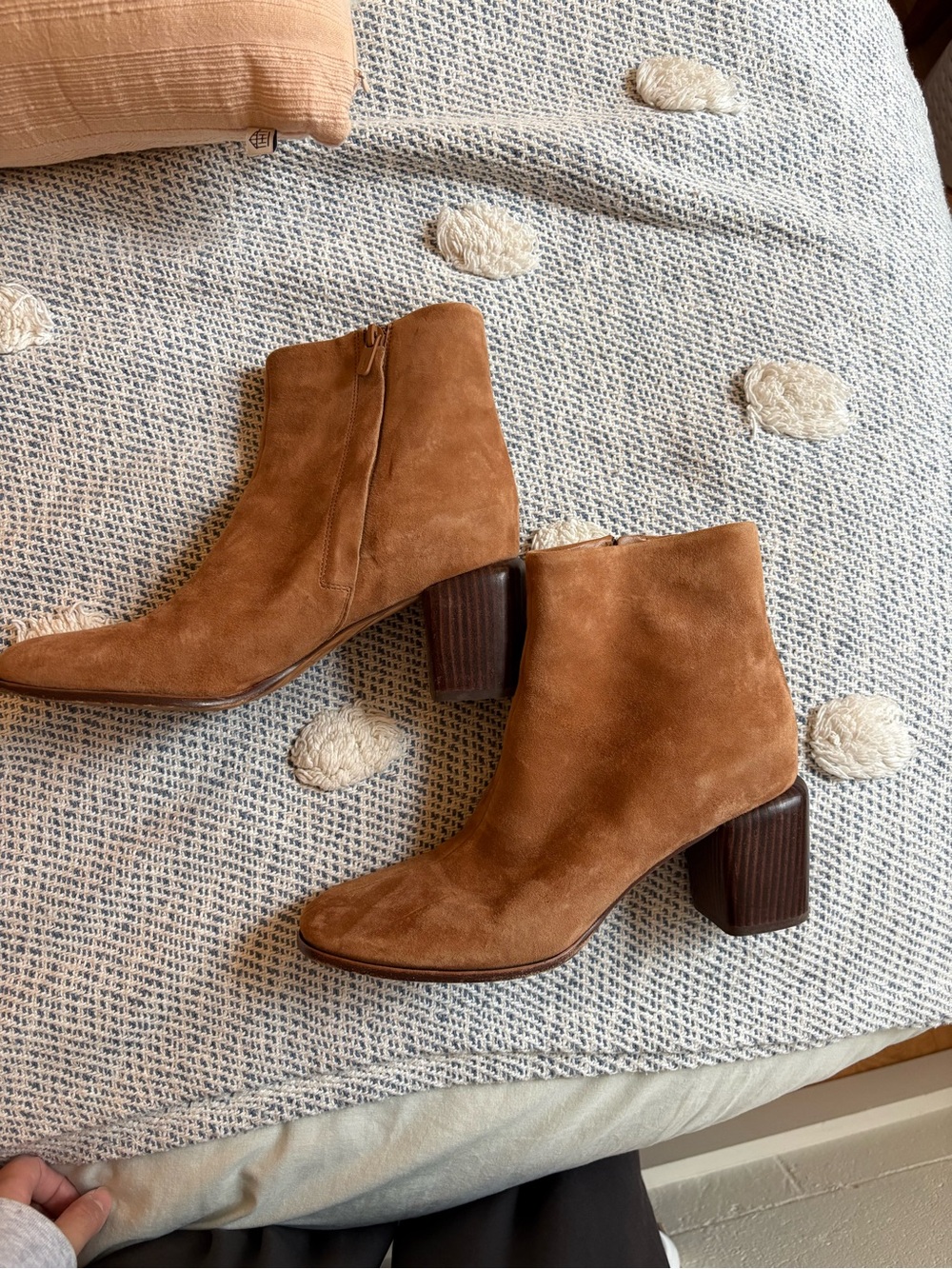 Vince Suede Ankle Booties in Chestnut/Tan